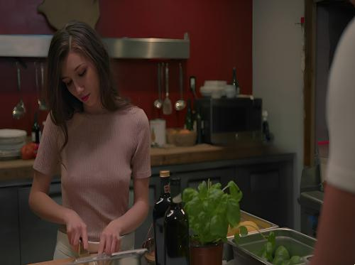 Adakan pesta dan perkosa seorang gadis cantik